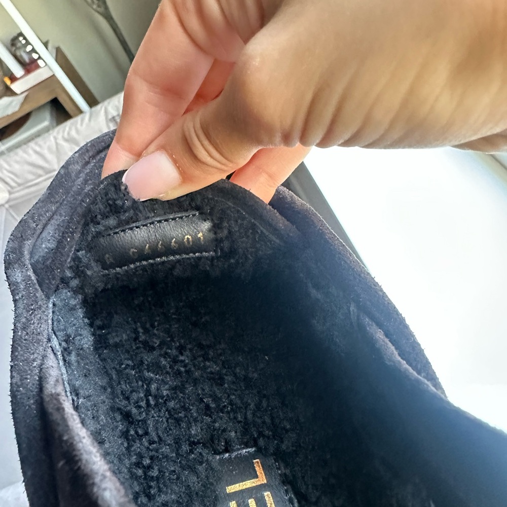 Chanel 25A slingback Suede Sherpa loafers - Picture 8 of 8